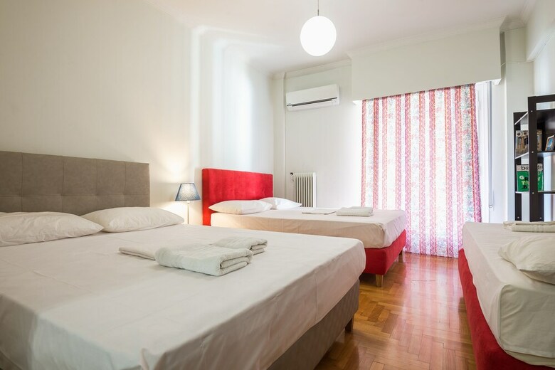 Victoria Apartment