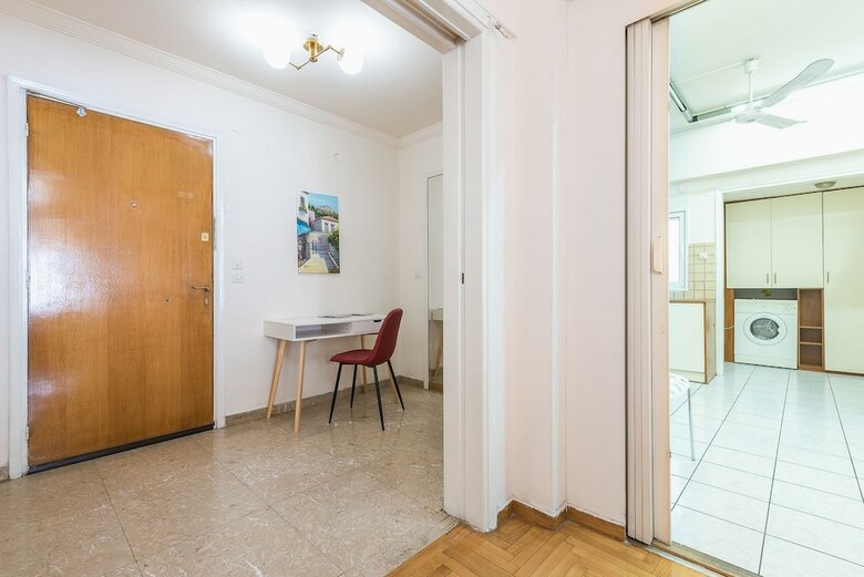 Victoria Apartment