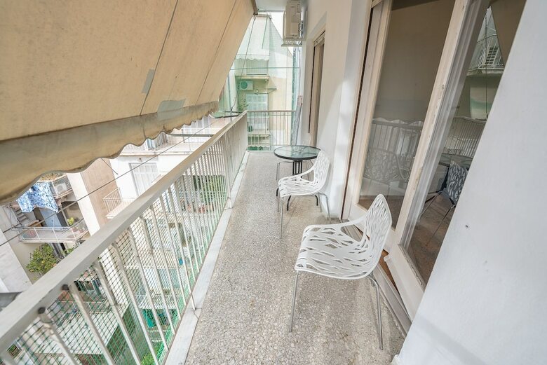 Victoria Apartment