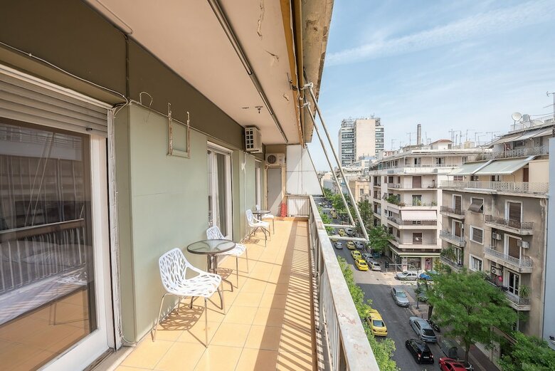 Victoria Apartment
