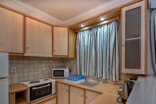Tsiolis Studios & Apartments