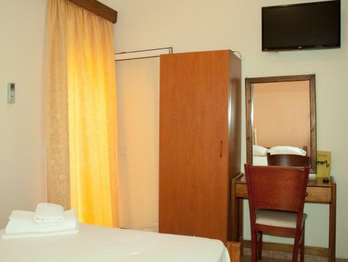 Stavrodromi Hotel