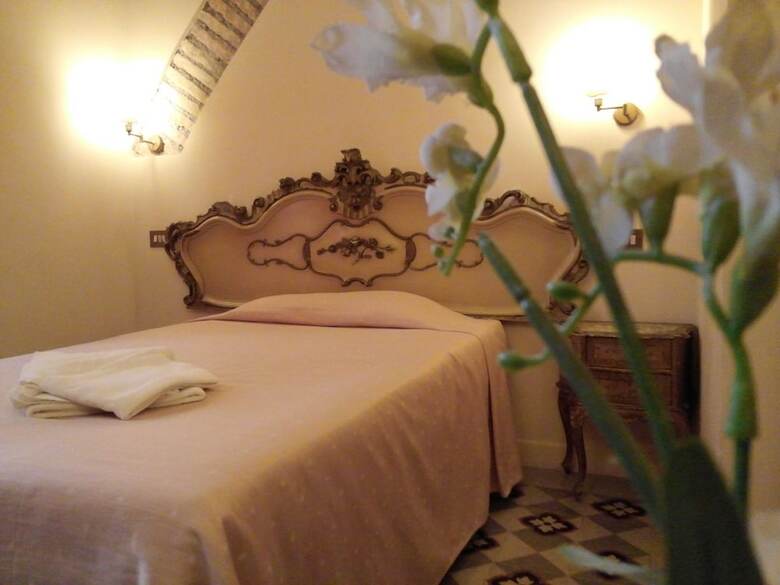 Marta Guest House