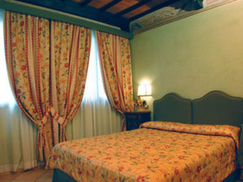 Hotel Villa Piccola Siena