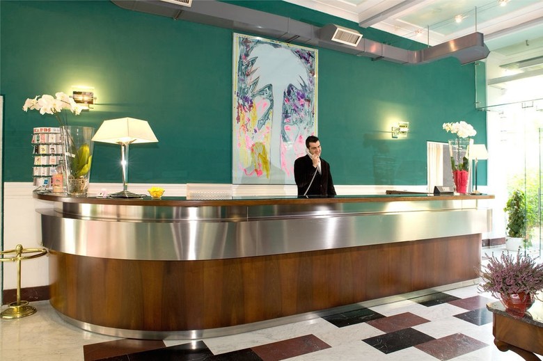 Hotel Ateneo Garden Palace