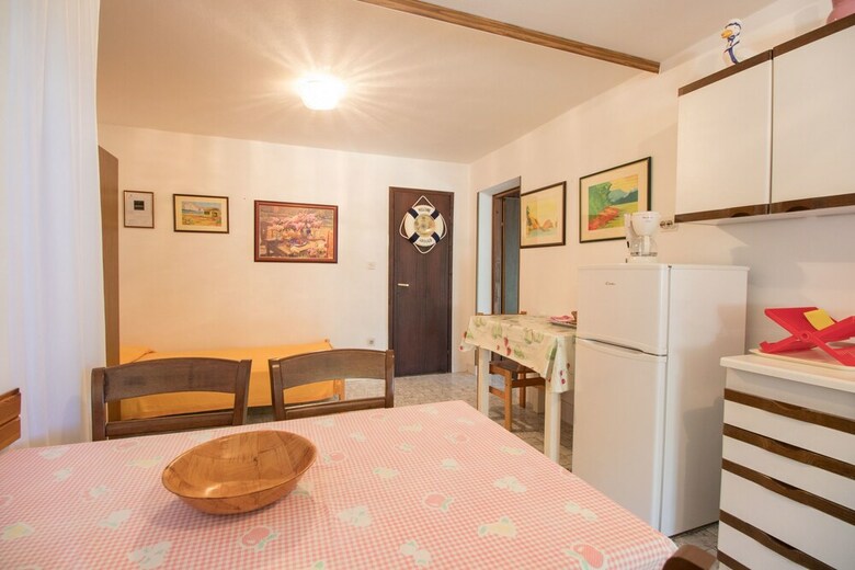 Apartments Luka