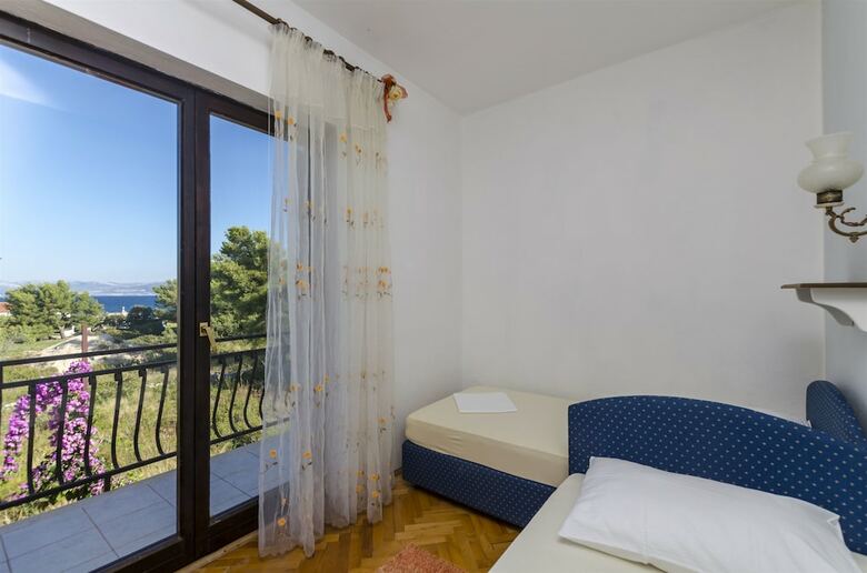 Apartments Marina