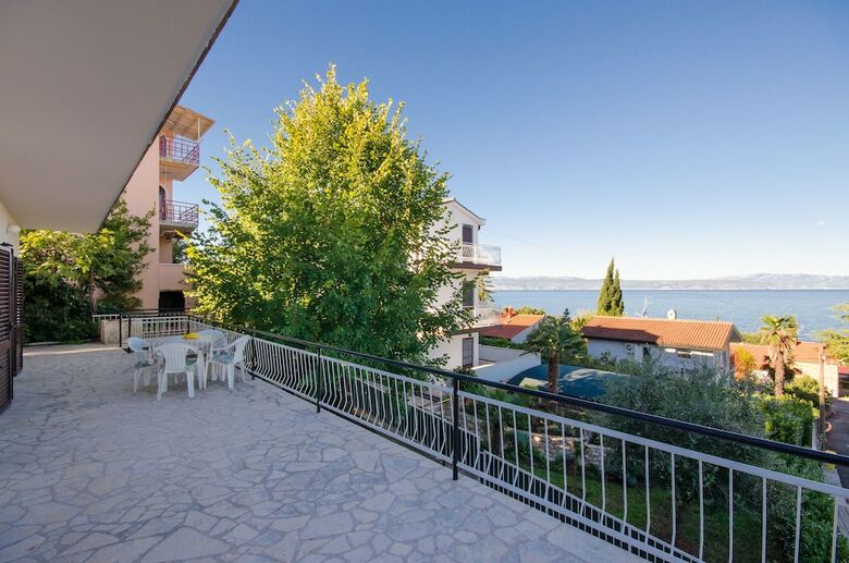 Apartments Dragica