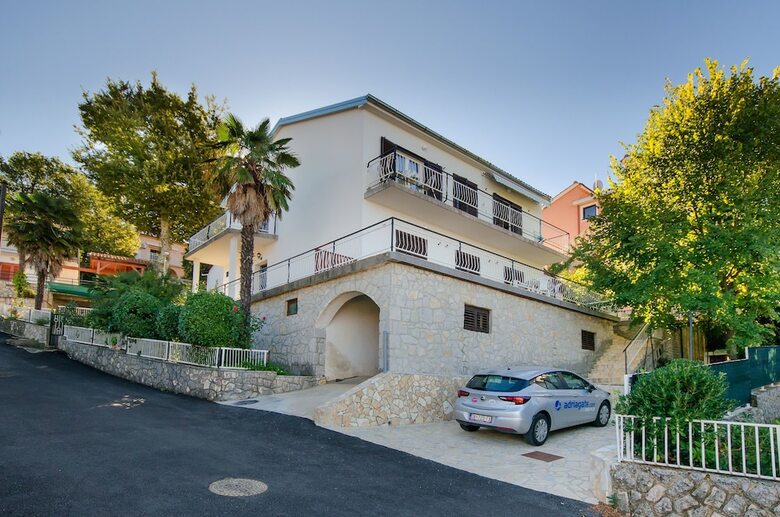 Apartments Dragica
