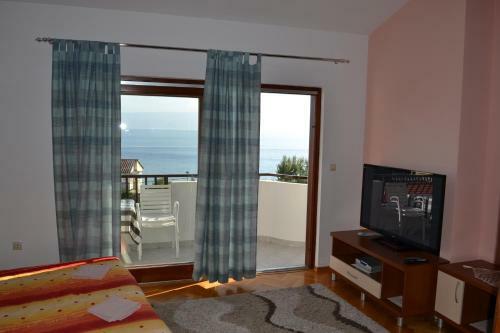 Apartments Karlo