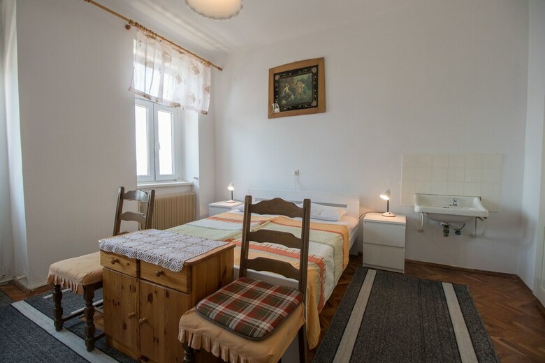 Apartments Josip