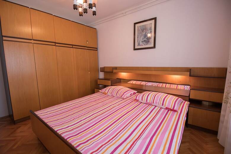 Apartments Gorana