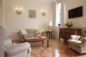 Hotel Punta Regina