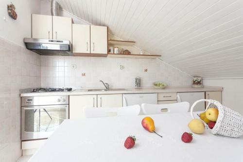Apartment Podgora 6671c