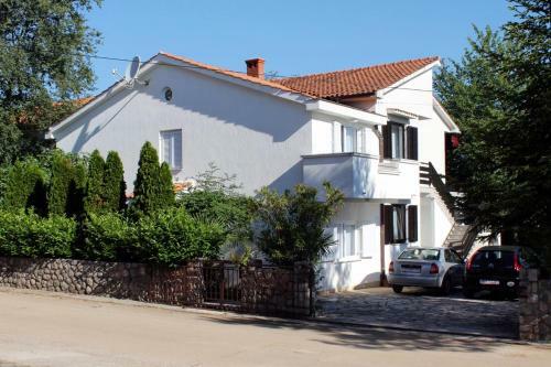 Apartments With A Parking Space Vantacici (krk) - 5425