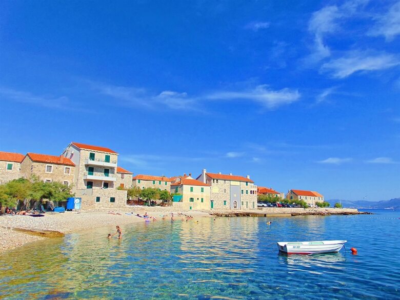 Apartments Mare