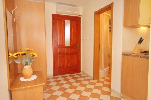 Apartments By The Sea Crikvenica - 2354