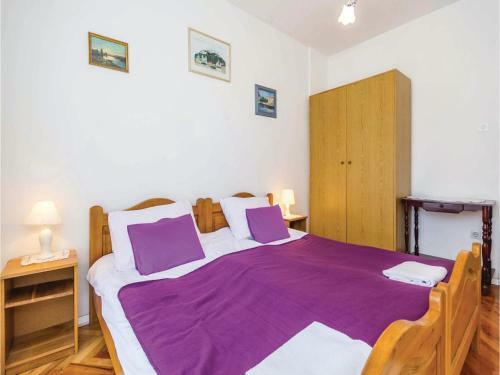 Apartment Creska I