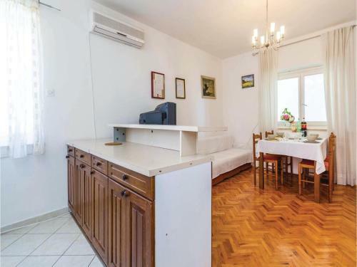 Apartment Creska I