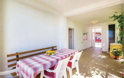 Apartment Creska I