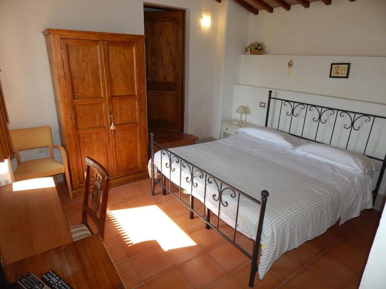 Residencia Fullino Nero