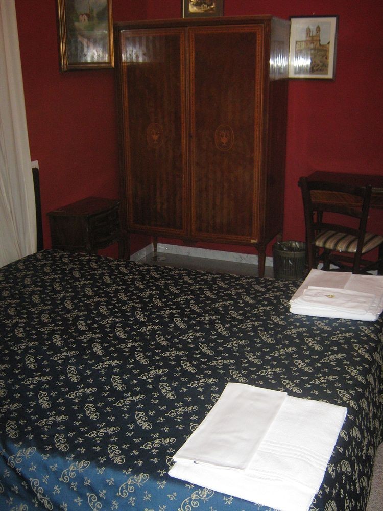 Hotel Ferraro