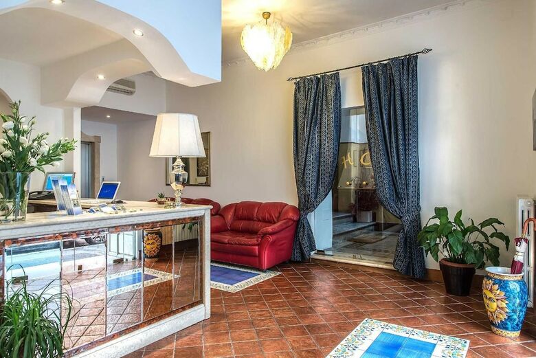 Hotel Caracciolo