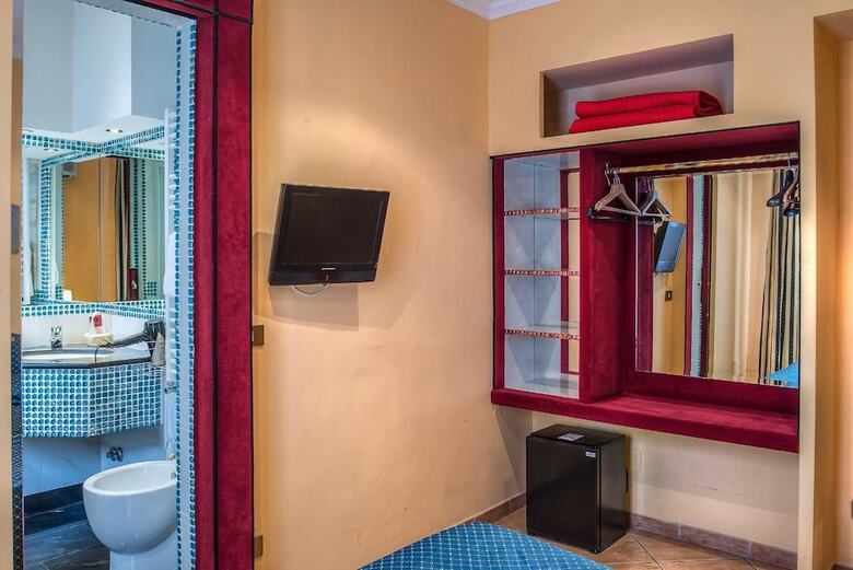 Hotel Caracciolo
