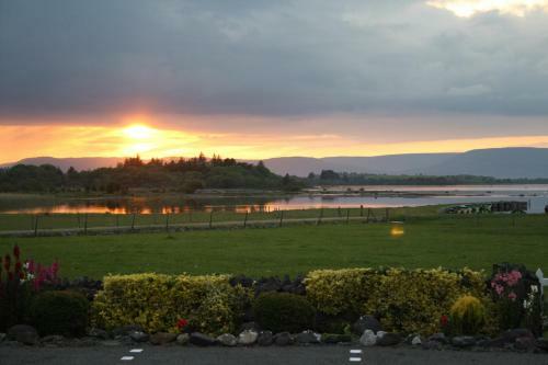 Hostal Corrib Wave Guesthouse