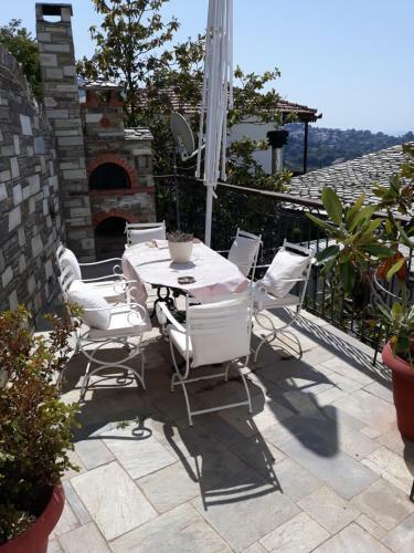 Hostal Archontiko Theodora