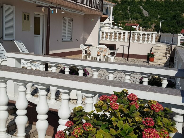 Apartment Tomljanovic