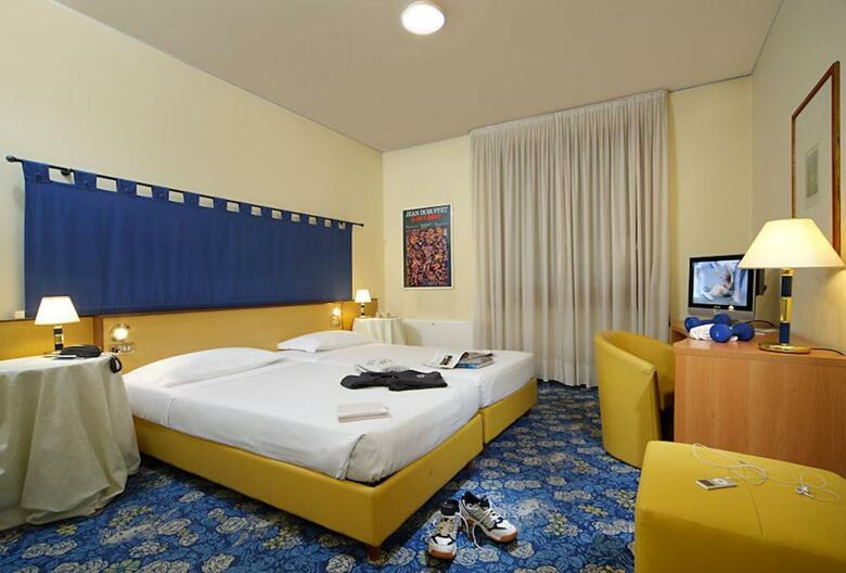 Hotel Carlton