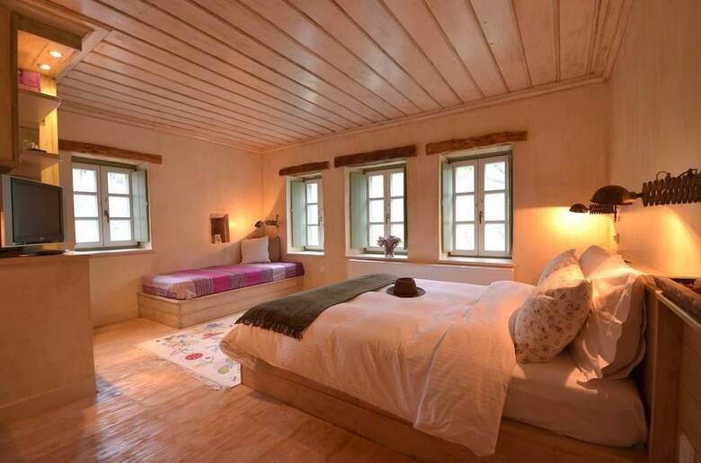 Papaevangelou Hotel