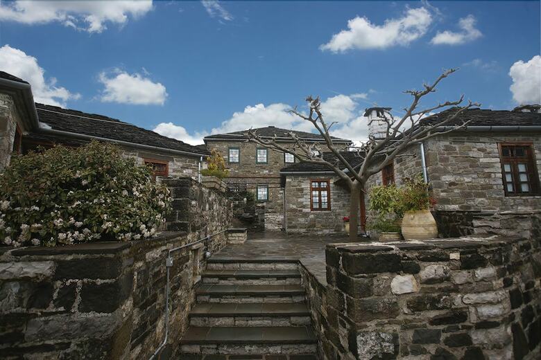 Papaevangelou Hotel