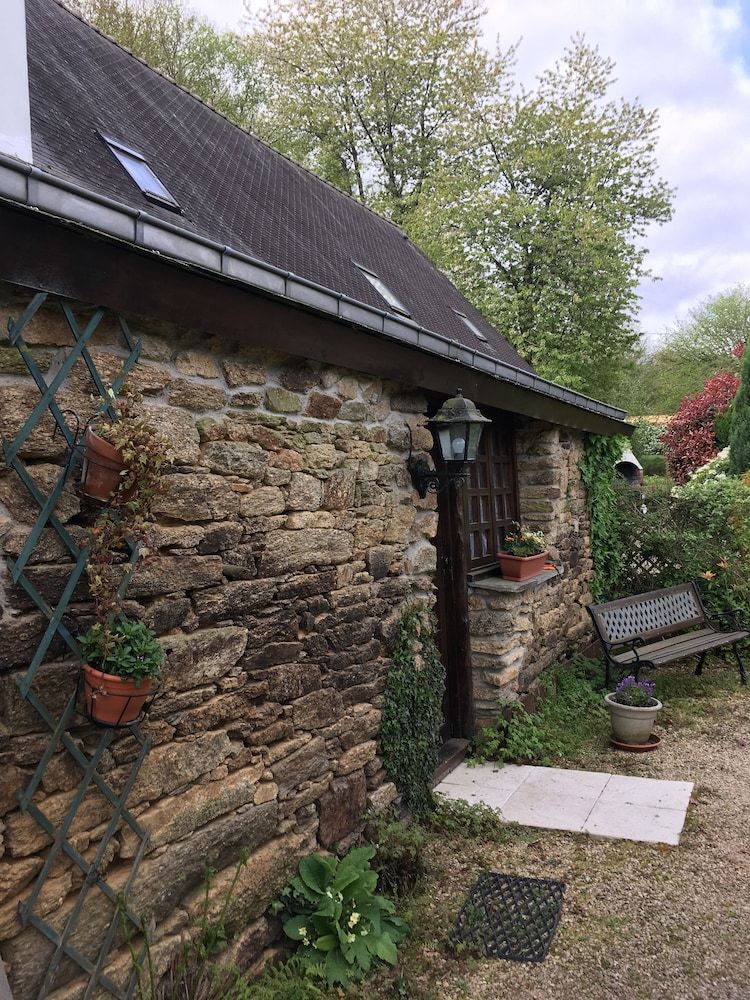 G�tes De Camors