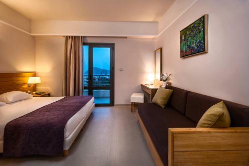 Aparthotel Porto Platanias Village Resort