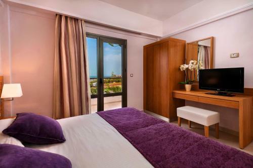 Aparthotel Porto Platanias Village Resort