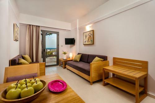 Aparthotel Porto Platanias Village Resort