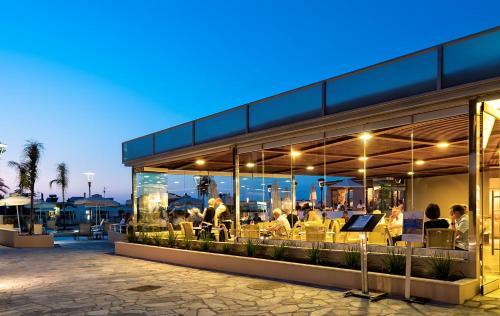Aparthotel Porto Platanias Village Resort