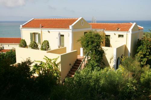 Aparthotel Mounda Beach Hotel