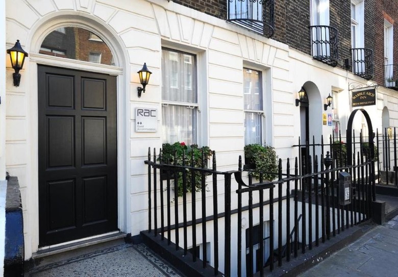 Hotel Marble Arch Inn