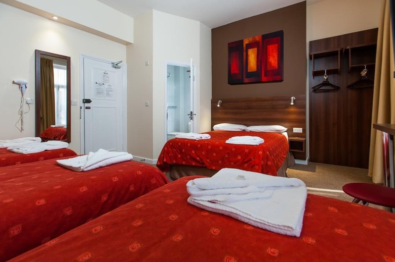 Hotel Marble Arch Inn