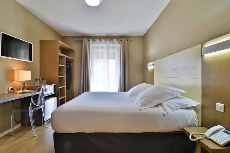 Hotel Amiraut�