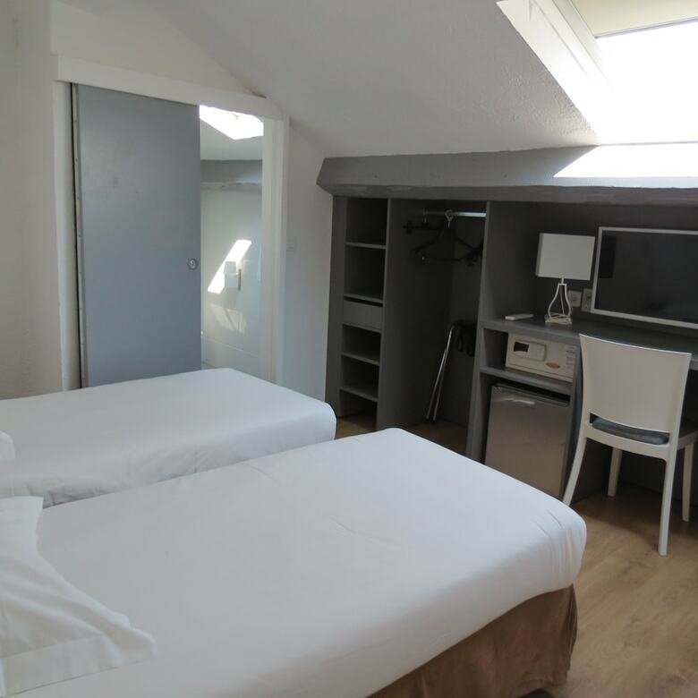 Hotel Amiraut�