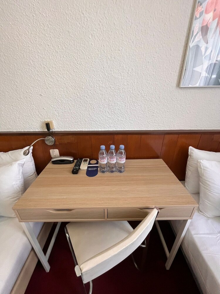Azurene Royal Hotel