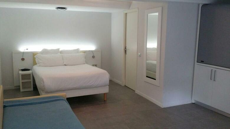 Hotel Des Flots D`azur