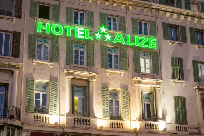 Hotel Aliz�