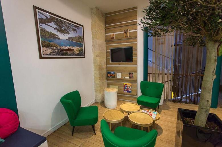 Hotel Aliz�
