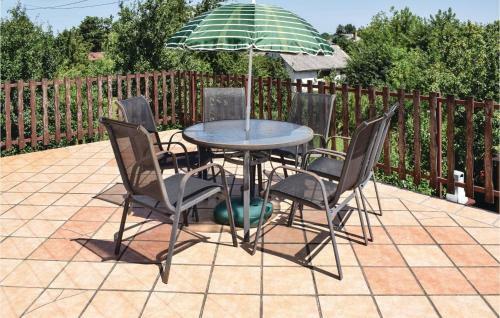 Holiday Home V�r�smarty Utca.-si�fok-kiliti