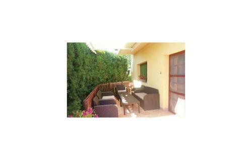 Holiday Home V�r�smarty Utca.-si�fok-kiliti